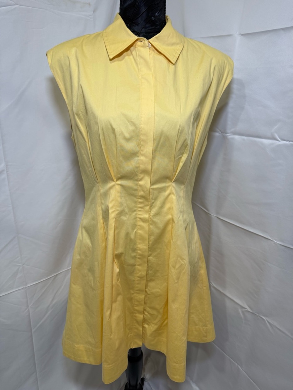 Steve Madden Yellow Lined summer dress. Girly fun summer business casual